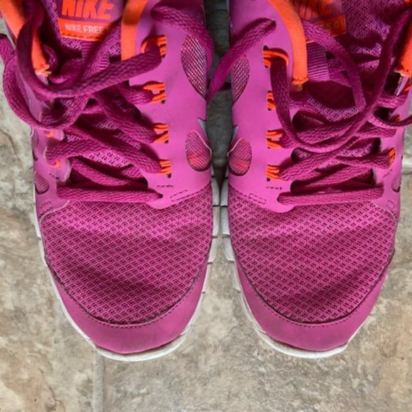 Nike Free 5.0 Runners Girls Size 6Y - Picture 8 of 10